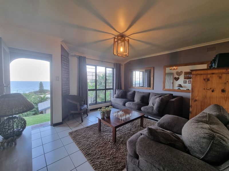 Charming Home with Cottage and Sea Views - Photo 5