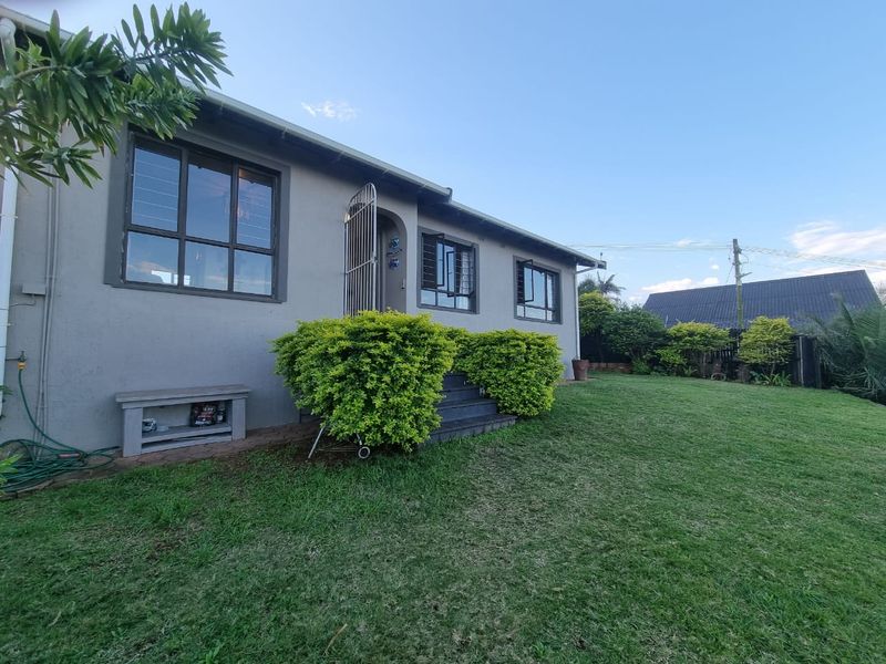 Charming Home with Cottage and Sea Views - Photo 2