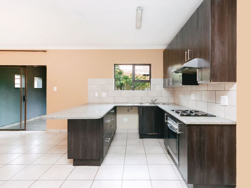 3 BEDROOM, 2 BATHROOM HOME FOR SALE IN MIDRAND - Photo 9