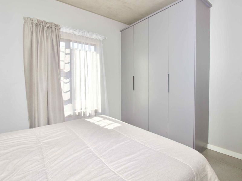 Modern 2-Bedroom Apartment in the Popular True North Estate - Photo 9