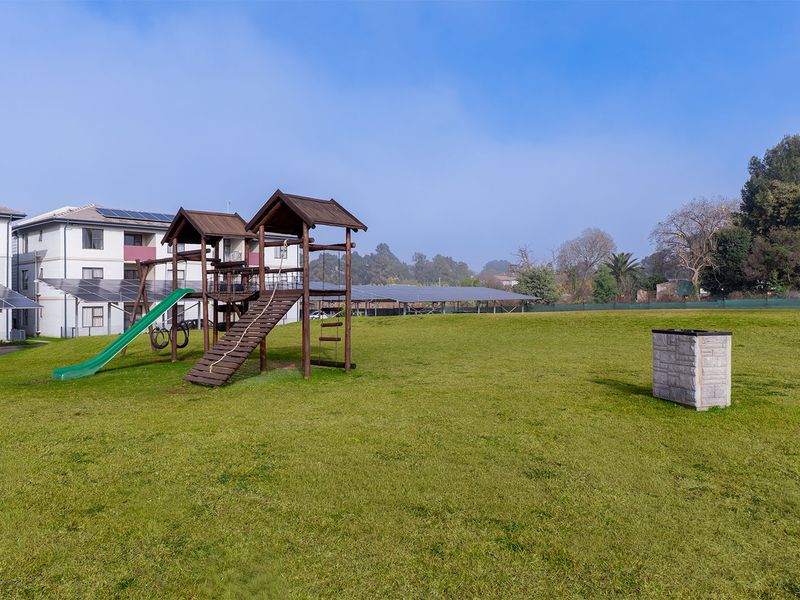 Stylish First-Floor 1-Bedroom Apartment in a Secure Lifestyle Estate - Photo 5