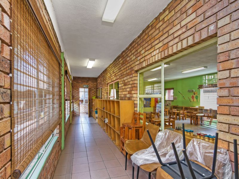 Family Home with Exceptional Entertainment and Business Potenial - Photo 6