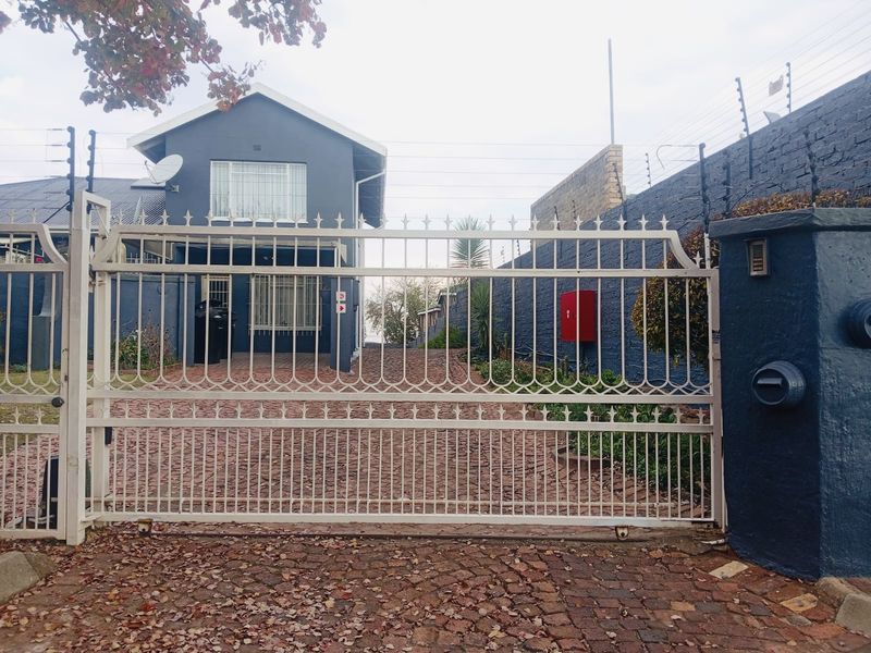 2 bedroom duplex in Primrose hill!!! - Photo 3
