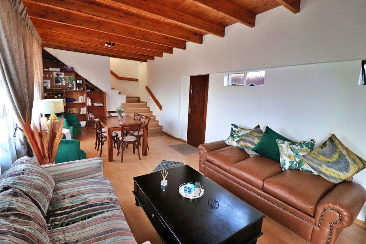 This lovely 4 bedroom Family Home in a BOOMED AREA!!! - Photo 5