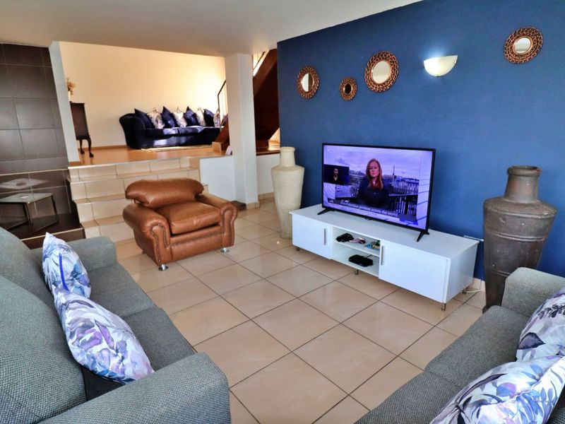 This lovely 4 bedroom Family Home in a BOOMED AREA!!! - Photo 7