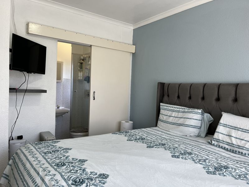 Charming First-Floor Apartment in Jacaranda Lane, Boskruin - Photo 9