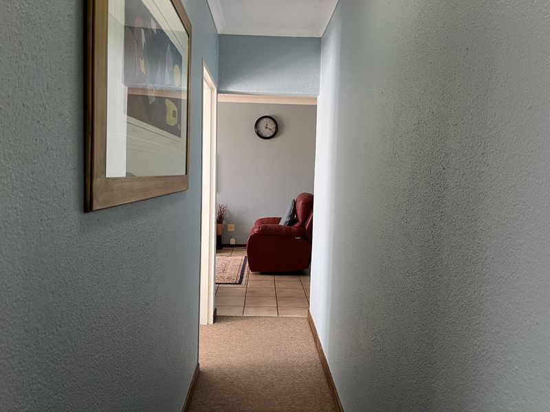 Charming First-Floor Apartment in Jacaranda Lane, Boskruin - Photo 7