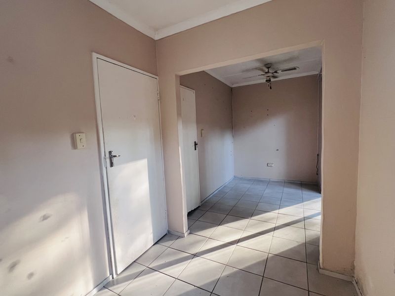 Three bedroom family home to rent - Photo 8