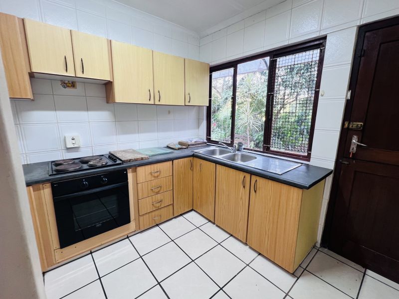 Three bedroom family home to rent - Photo 6