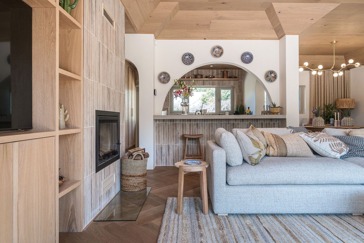 4 bedroom house for rent. Rare 4-Bedroom Designer Sanctuary in Leafy Tokai - Photo 5