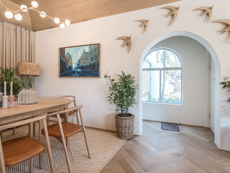 4 bedroom house for rent. Rare 4-Bedroom Designer Sanctuary in Leafy Tokai - Photo 10