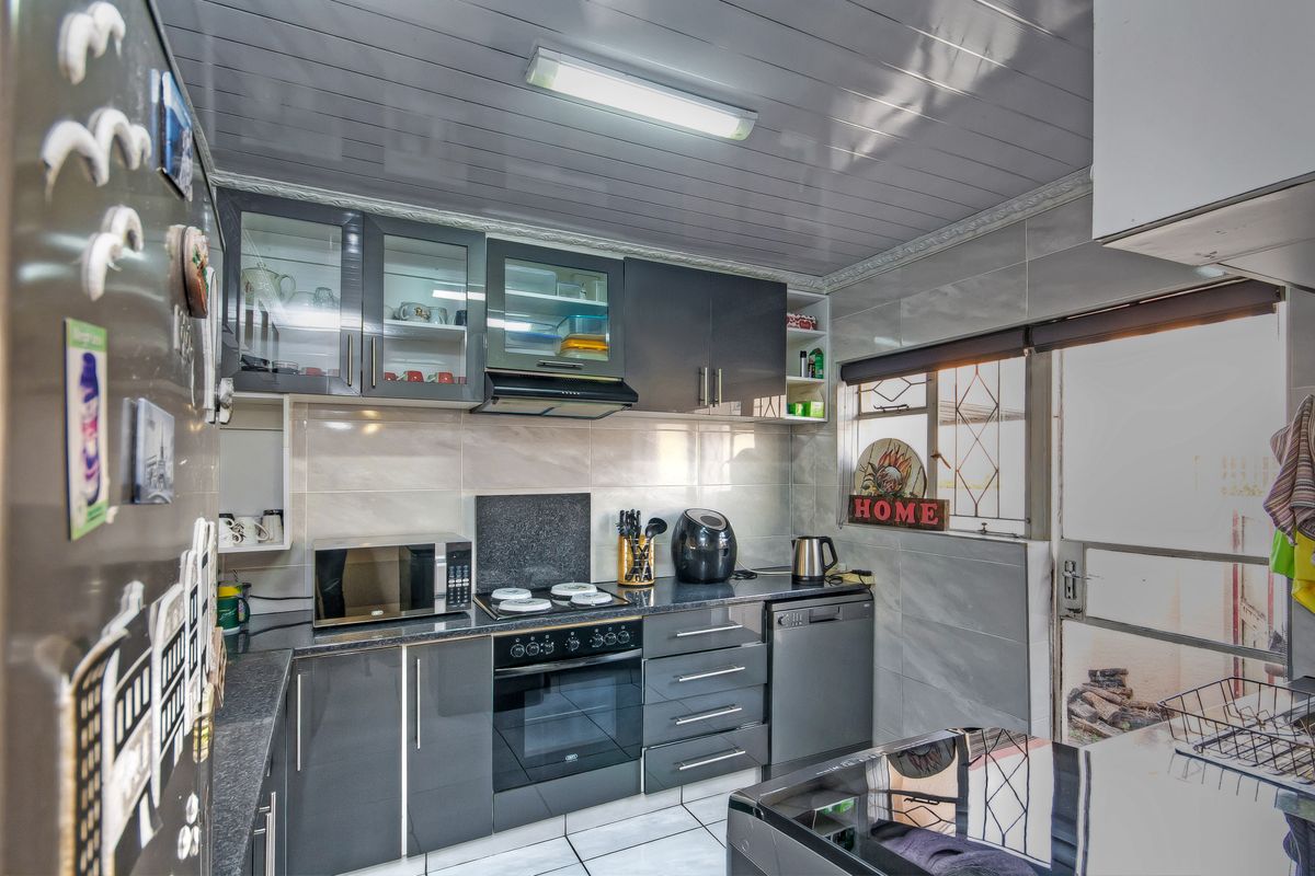 4 BEDROOMS  - KIBLER ARK - Photo 4