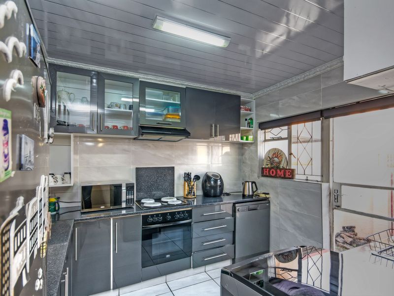 4 BEDROOMS  - KIBLER ARK - Photo 4