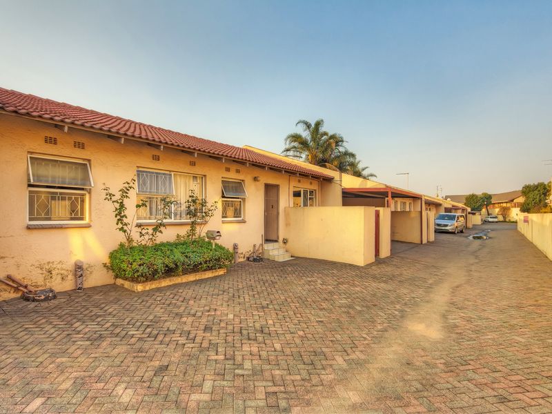 4 BEDROOMS  - KIBLER ARK - Photo 2