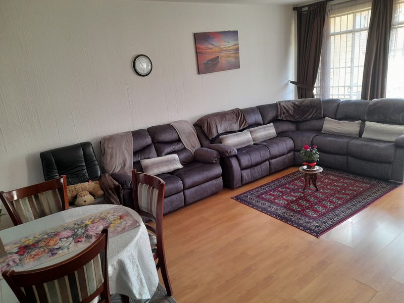 3 Bedroom Duplex Cluster for sale in Ridgeway - Photo 7