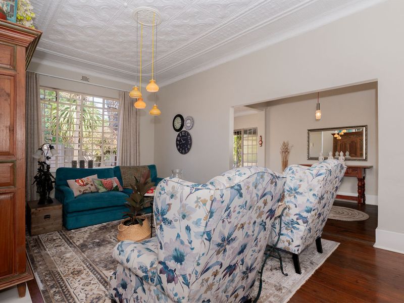 Charming 3 Bedroom Home with Granny Flat and Open-Plan Living - Photo 4