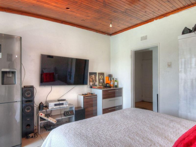 Investment property with potential income in Orlando West - Photo 6