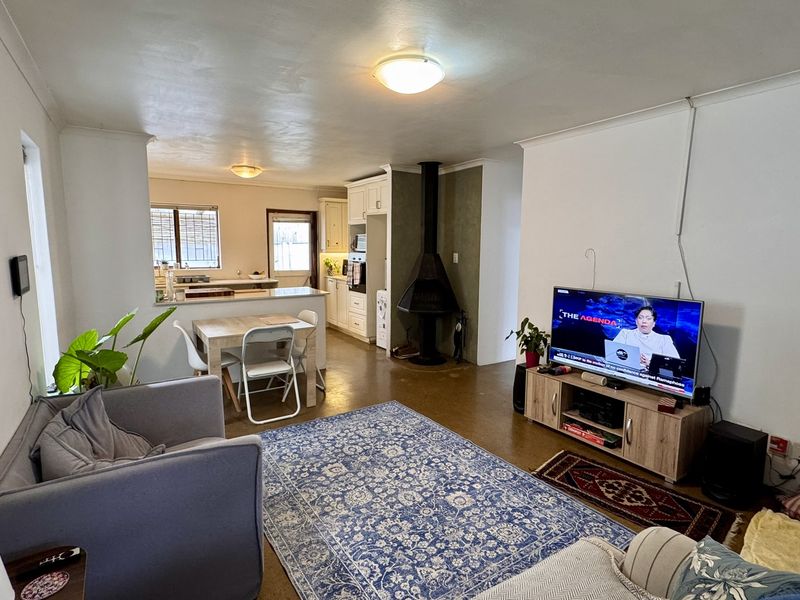 3 Bedroom House for sale in Kirstenhof - Photo 8