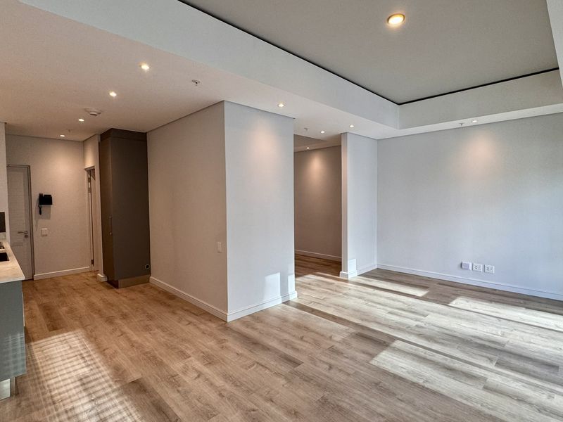 1 bedroom apartment for sale in Harbour Arch - Photo 3