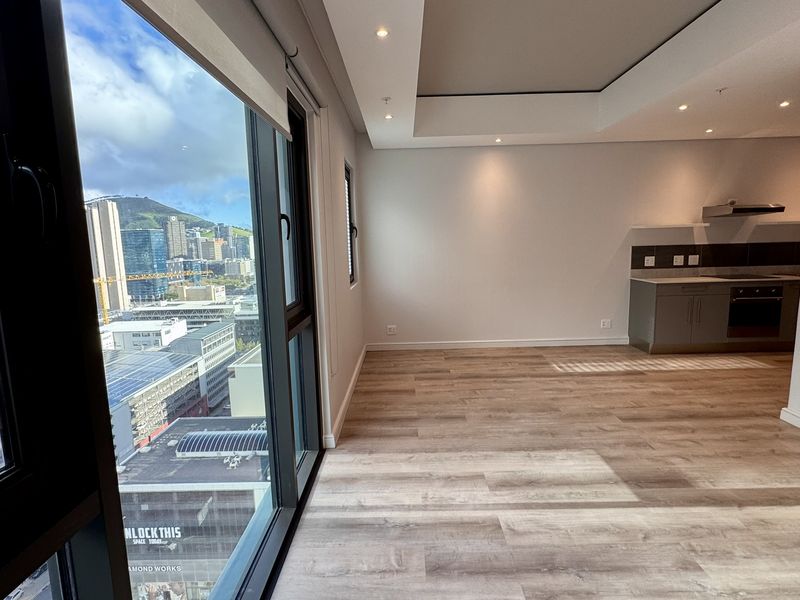 1 bedroom apartment for sale in Harbour Arch - Photo 6