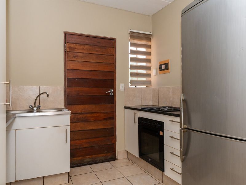INVESTOS AND FIRST TIME BUYERS - Photo 10