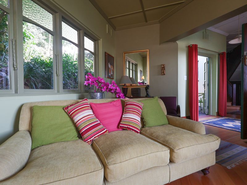 Unique Double-Storey Home with Harbour Views, a Pool & Cottage! - Photo 4