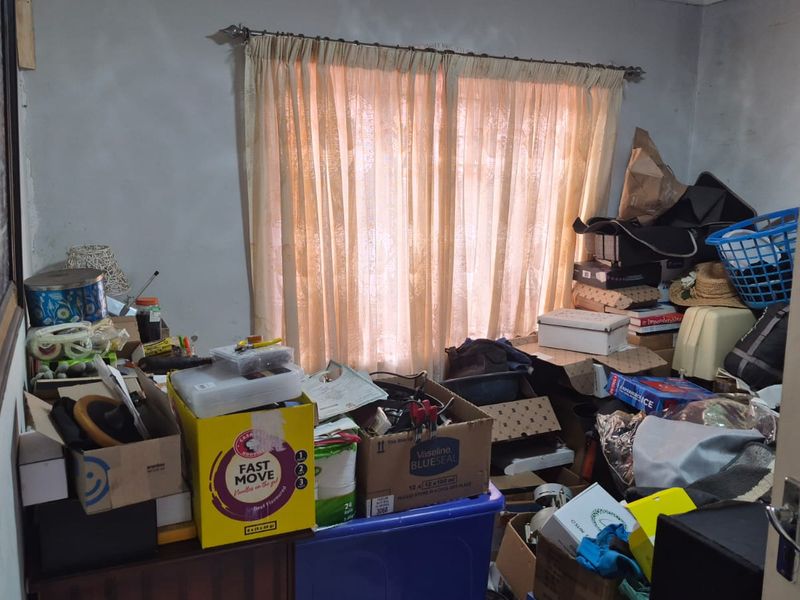 3 bedroom, 1 bathroom home - Photo 9