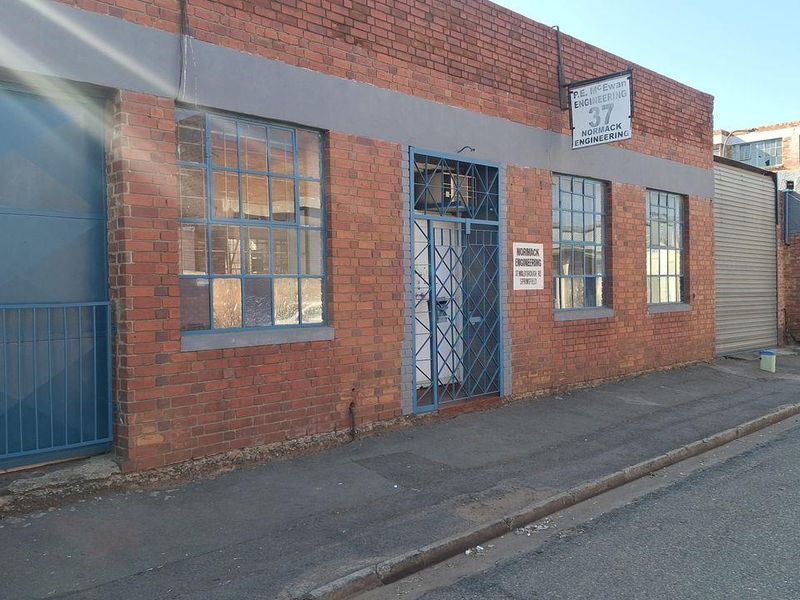 Well-Maintained Commercial Property for Sale â Ideal Investment Opportunity - Photo 2