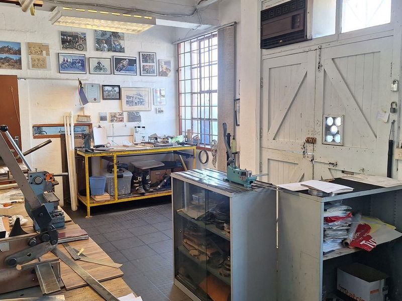 Well-Maintained Commercial Property for Sale â Ideal Investment Opportunity - Photo 4