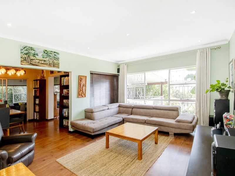 Breathtaking Views & Exceptional Family Living in Roodekrans! - Photo 3