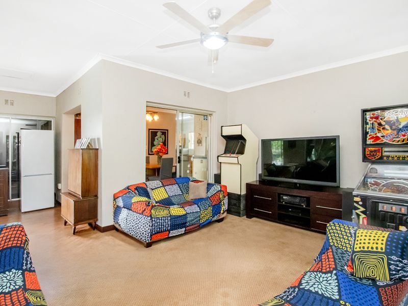 Breathtaking Views & Exceptional Family Living in Roodekrans! - Photo 7