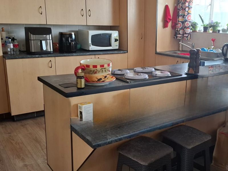 Peaceful Living in Riversdale, Meyerton - Photo 3