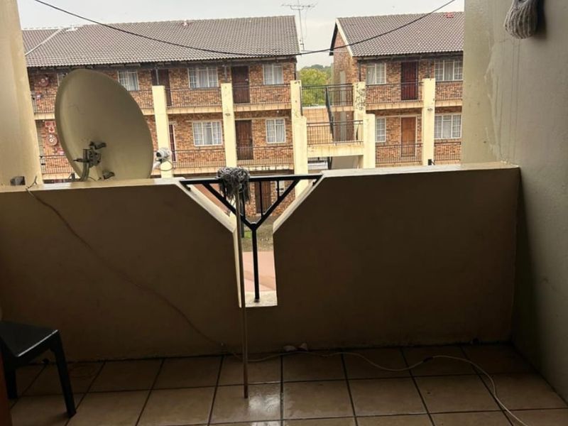 2-Bedroom Unit  For Sale in Comet - Photo 8