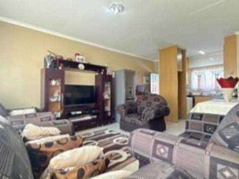 Meredale Mews - Photo 2