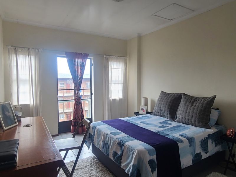 Well Located one bed one bath unit in Edenvale Central - Photo 9