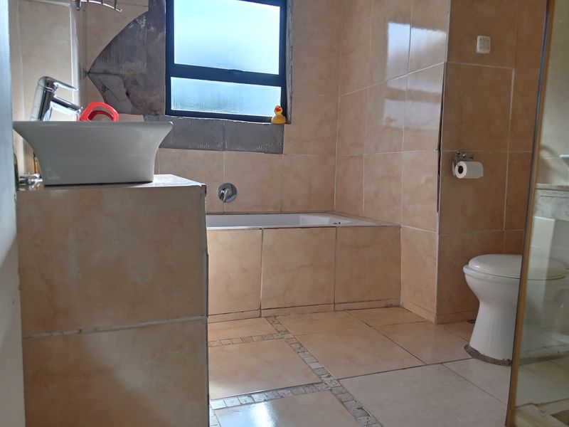 Investment Opportunity in Edenvale  with 2X flats - Photo 9