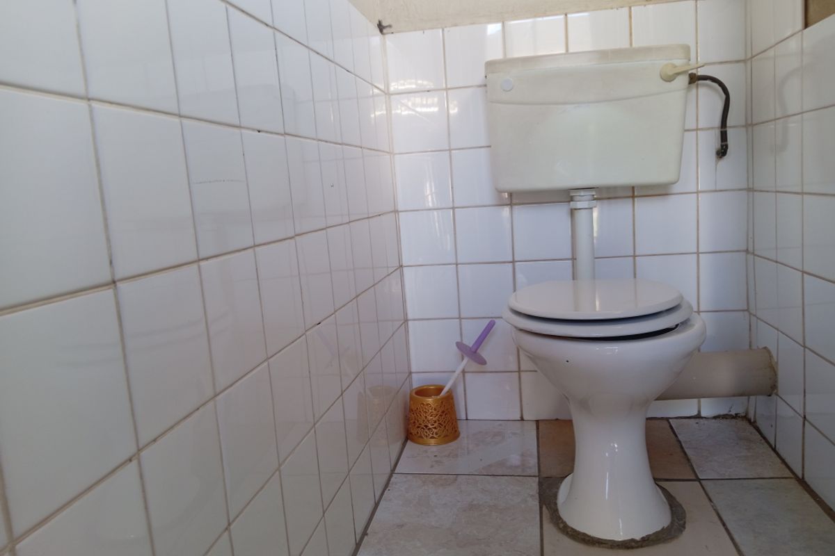 Investment Opportunity in Edenvale  with 2X flats - Photo 4