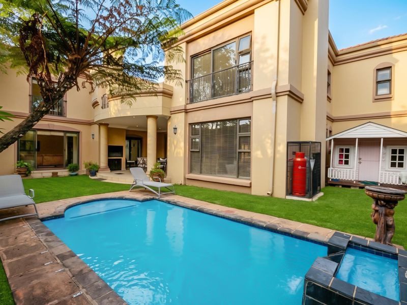 4 Bedroom double story house - Photo 6