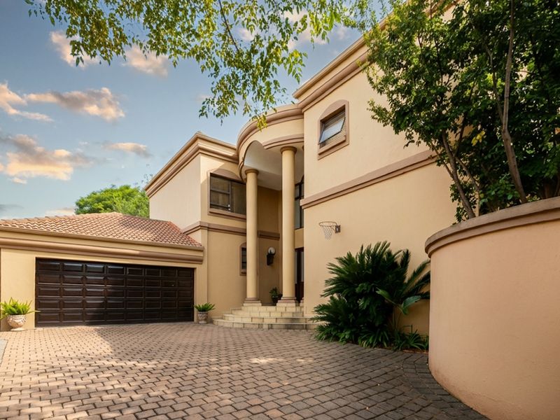 4 Bedroom double story house - Photo 3