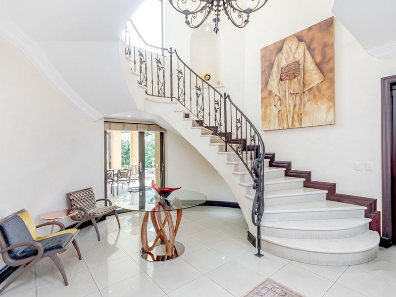 4 Bedroom double story house - Photo 10