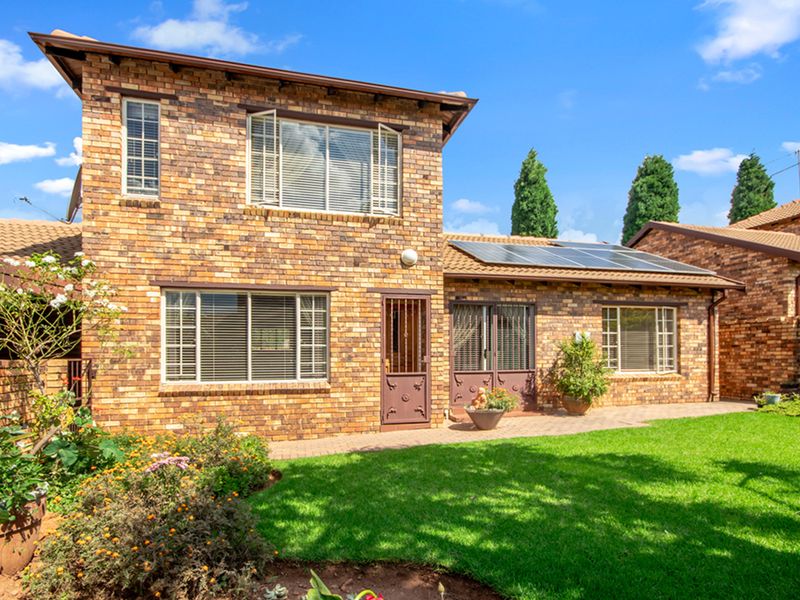 Breath Taking- Modern Living at its Finest - Photo 2