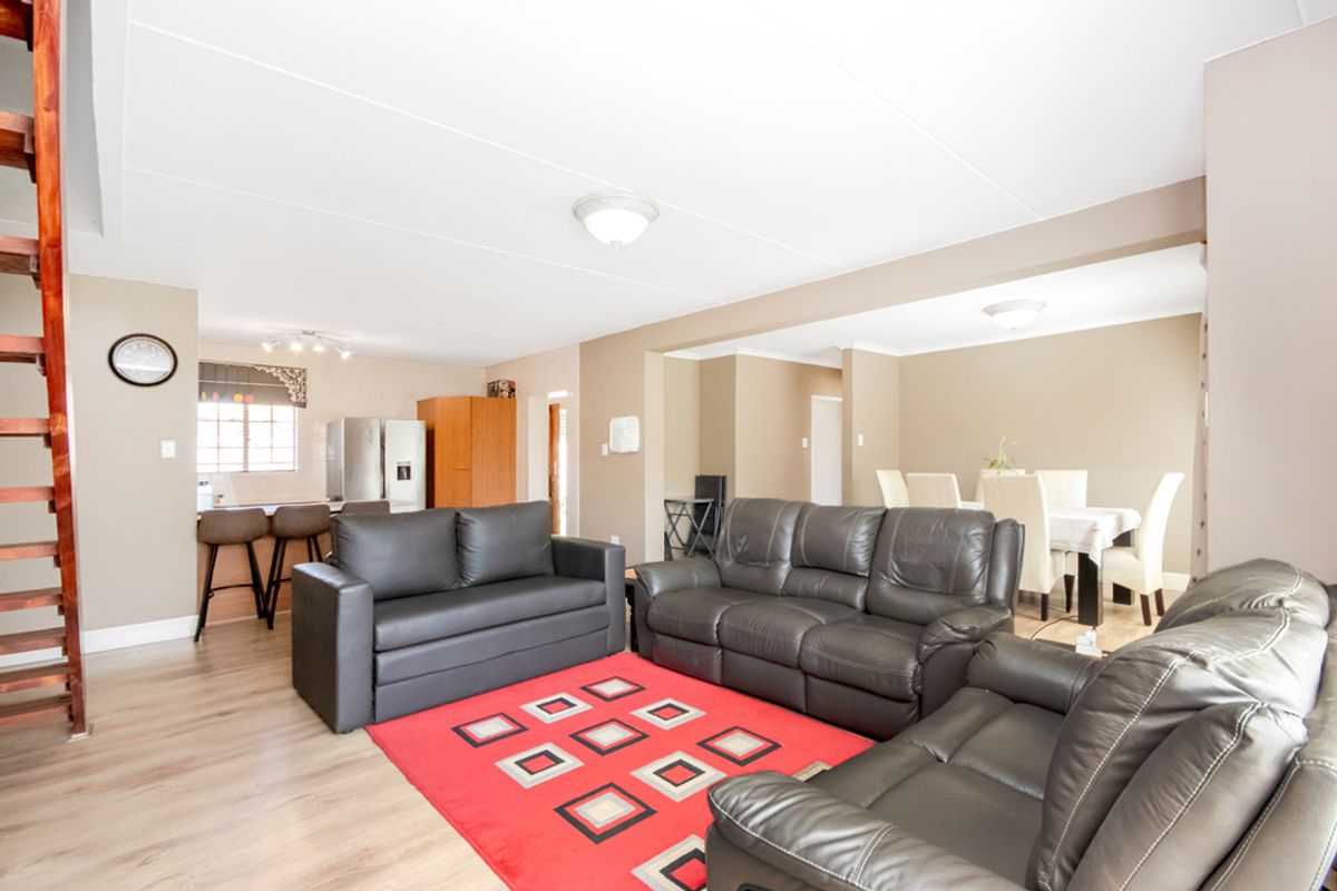 Breath Taking- Modern Living at its Finest - Photo 5