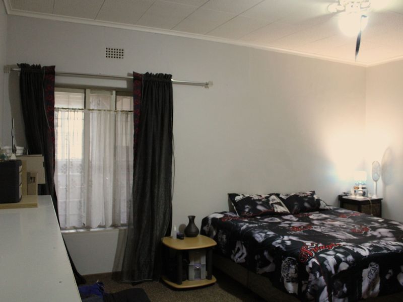 4-Bedroom Off-Grid Smallholding for Sale in Spaarwater AH - Photo 9