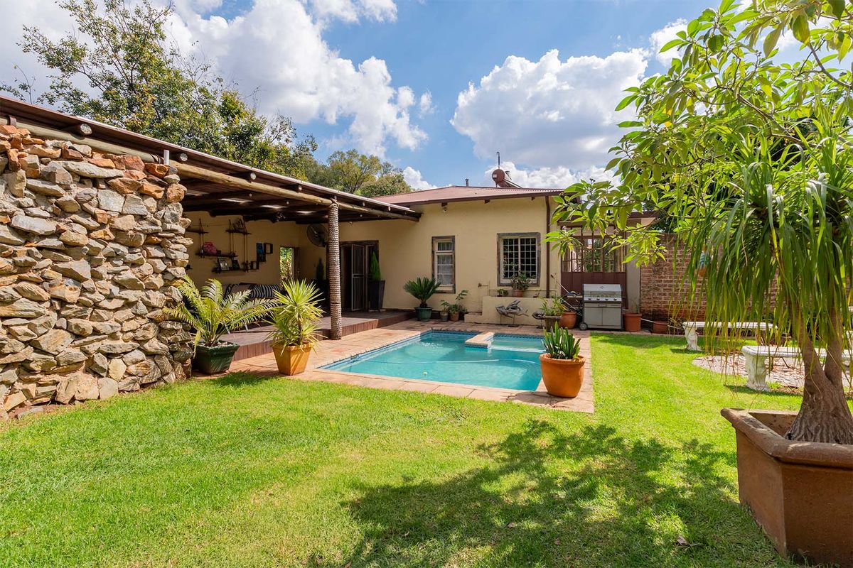 Five-Home Investment Powerhouse For Sale under R3.8 Million - Photo 3