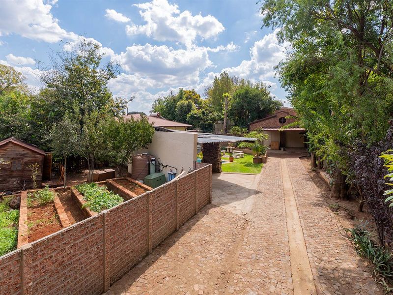 Five-Home Investment Powerhouse For Sale under R3.8 Million - Photo 2