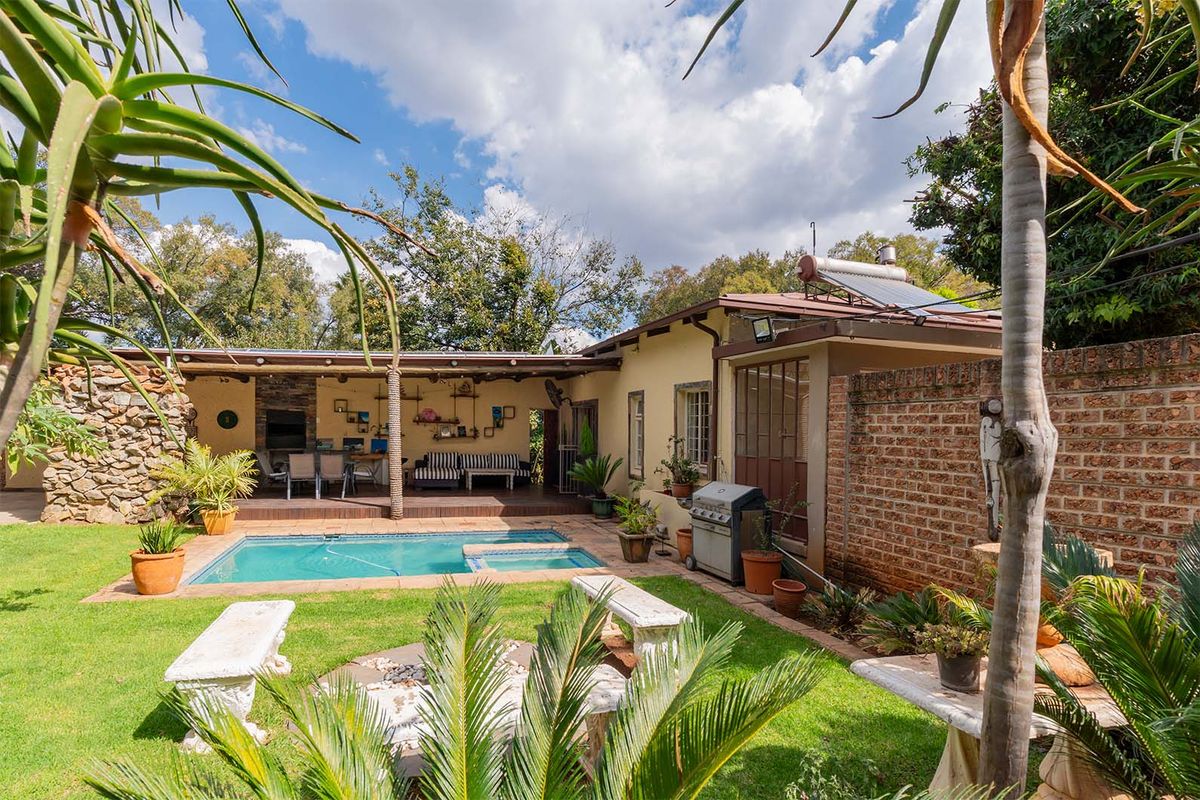 Five-Home Investment Powerhouse For Sale under R3.8 Million - Photo 2