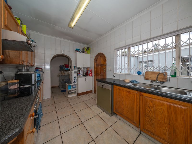 Lovely Family Home in Wychwood!!! - Photo 5