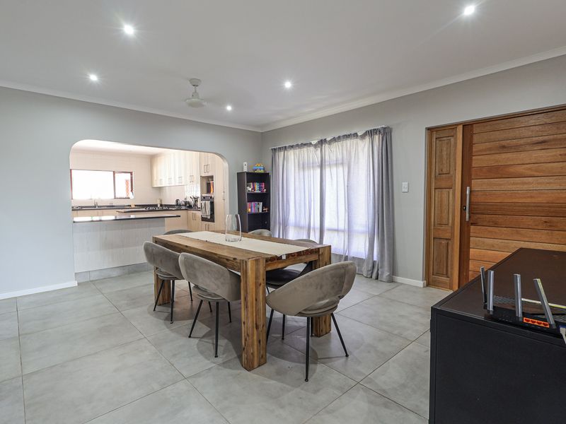 Spacious Family Home with Massive Erf Size - Photo 5