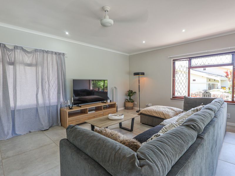 Spacious Family Home with Massive Erf Size - Photo 4