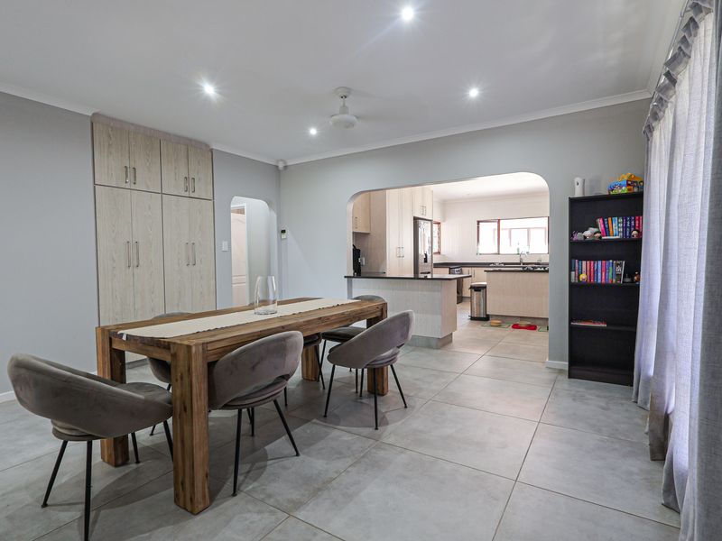 Spacious Family Home with Massive Erf Size - Photo 6